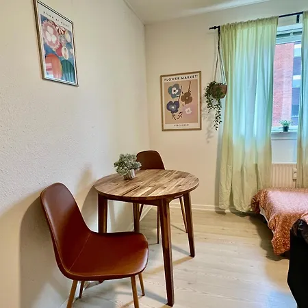 Apartment 5 Minute Walk To Lego House - N3 - With Private Bathroom